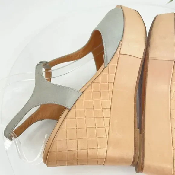 Pomme D'or Sandals Women's Size 39 8 Blue Gray Leather T-Strap Platform Wedge - Picture 11 of 16